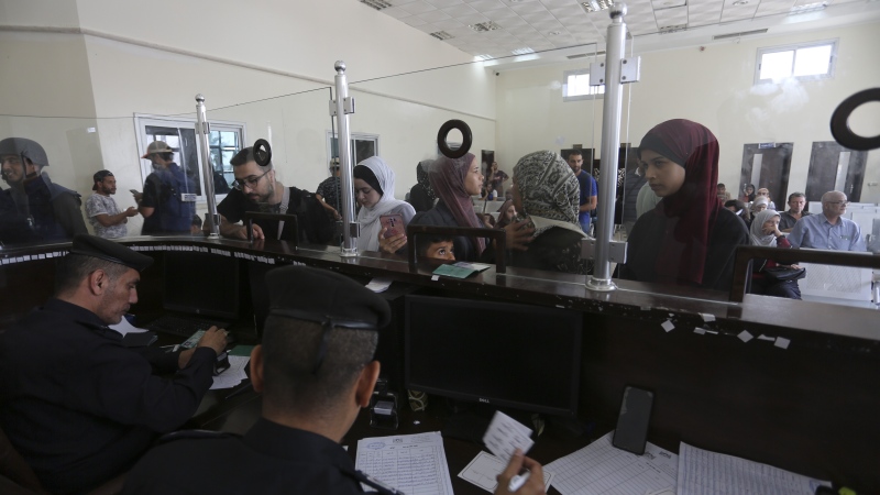 Canadians trapped in Gaza still waiting to leave as border crossing set to reopen