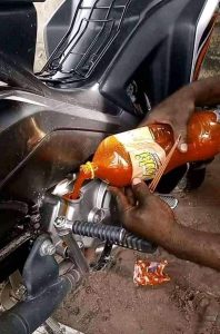 Why Are People Using Palm Oil (Red Oil) As Lubricants In Motorcycles?