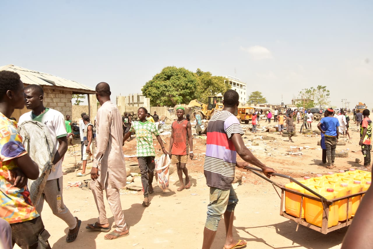 Anxiety as Wike’s bulldozers storm Abuja community, pulls down houses [PHOTOS]