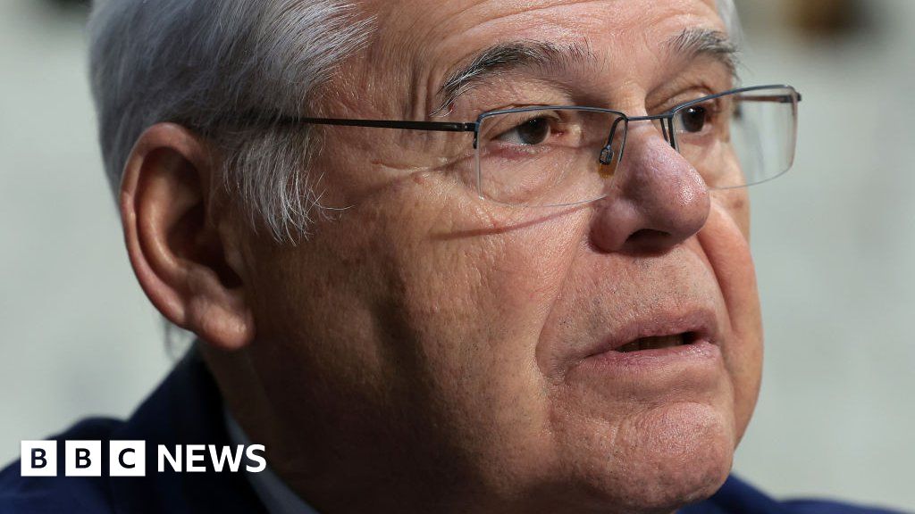 US Senator Bob Menendez accused of accepting gifts from Qatar