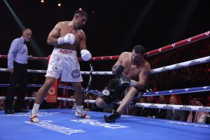 Agit Kabayel stops Arslanbek Makhmudov in fourth round with body shots