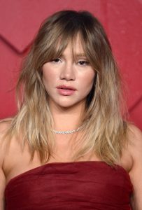 New Year, New Bangs? 5 Styles to Suit Different Face Types