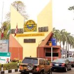 JUST IN: Hoodlums attack UNILAG bus, steal graduation gowns for convocation ceremony