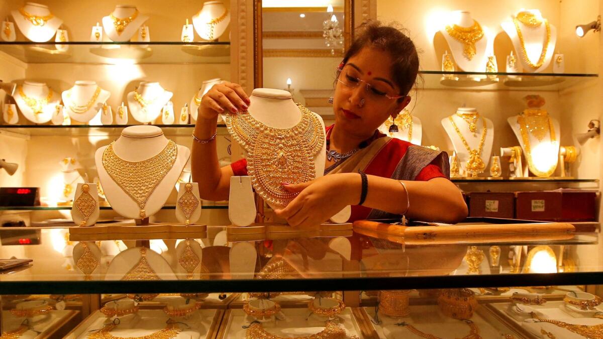 UAE: Gold prices drop Dh1 per gram in early trade