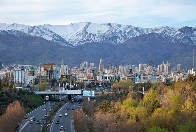 Iran Announces Visa-Free Travel for 28 Countries