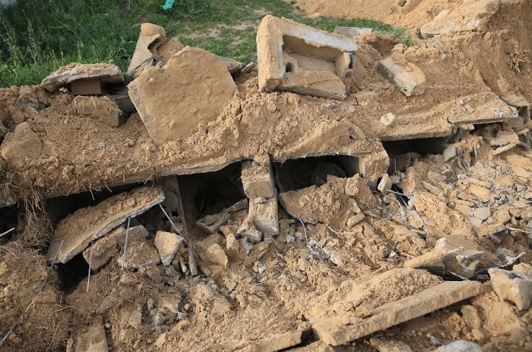 Israeli Military Accused of Desecrating Cemeteries in Gaza