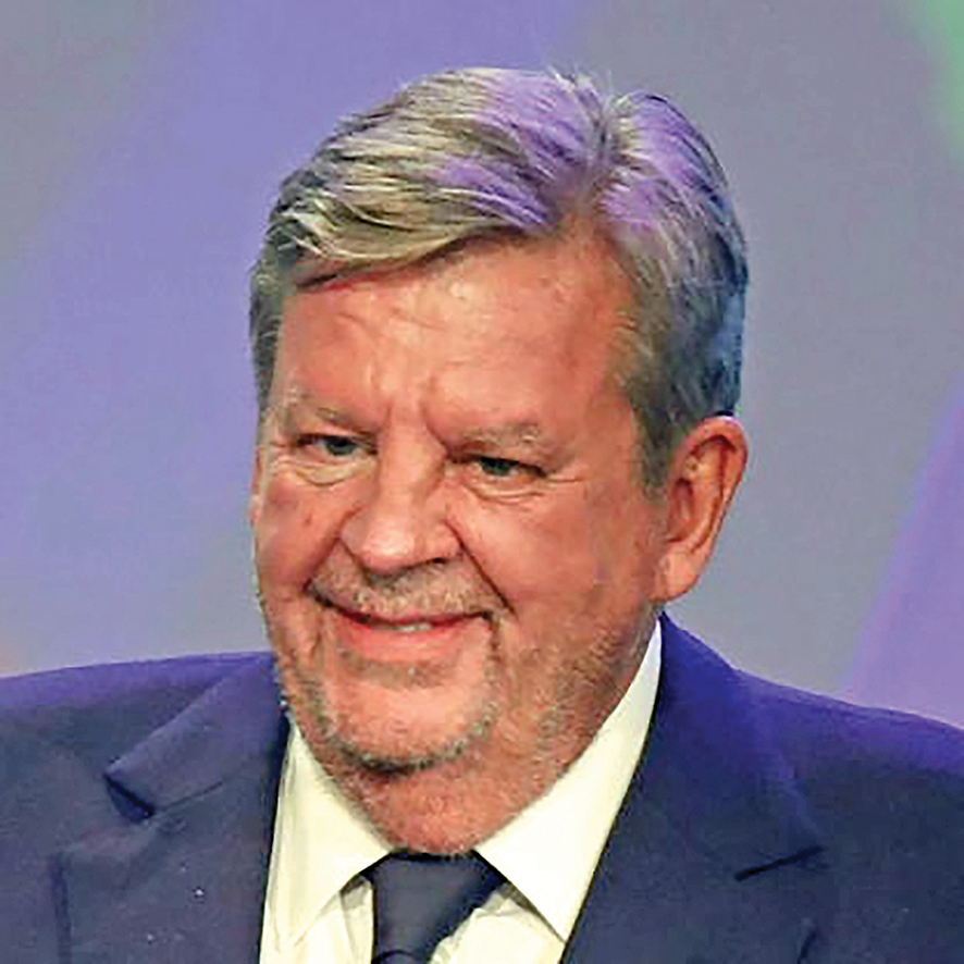 Business mogul Rupert suffers setback as R5bn deal bombs