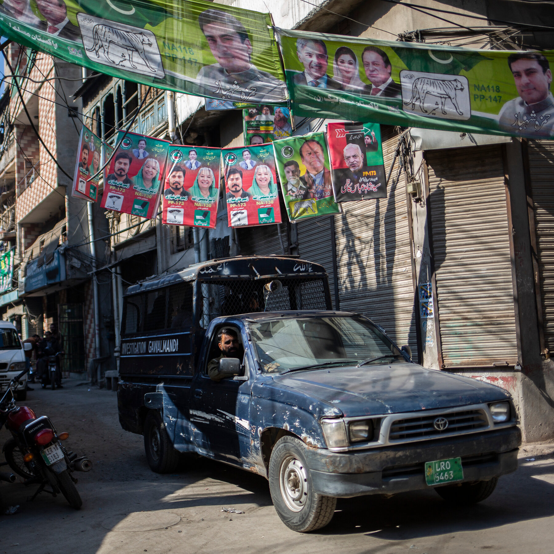 Pakistan Votes in an Election Widely Seen as Predetermined