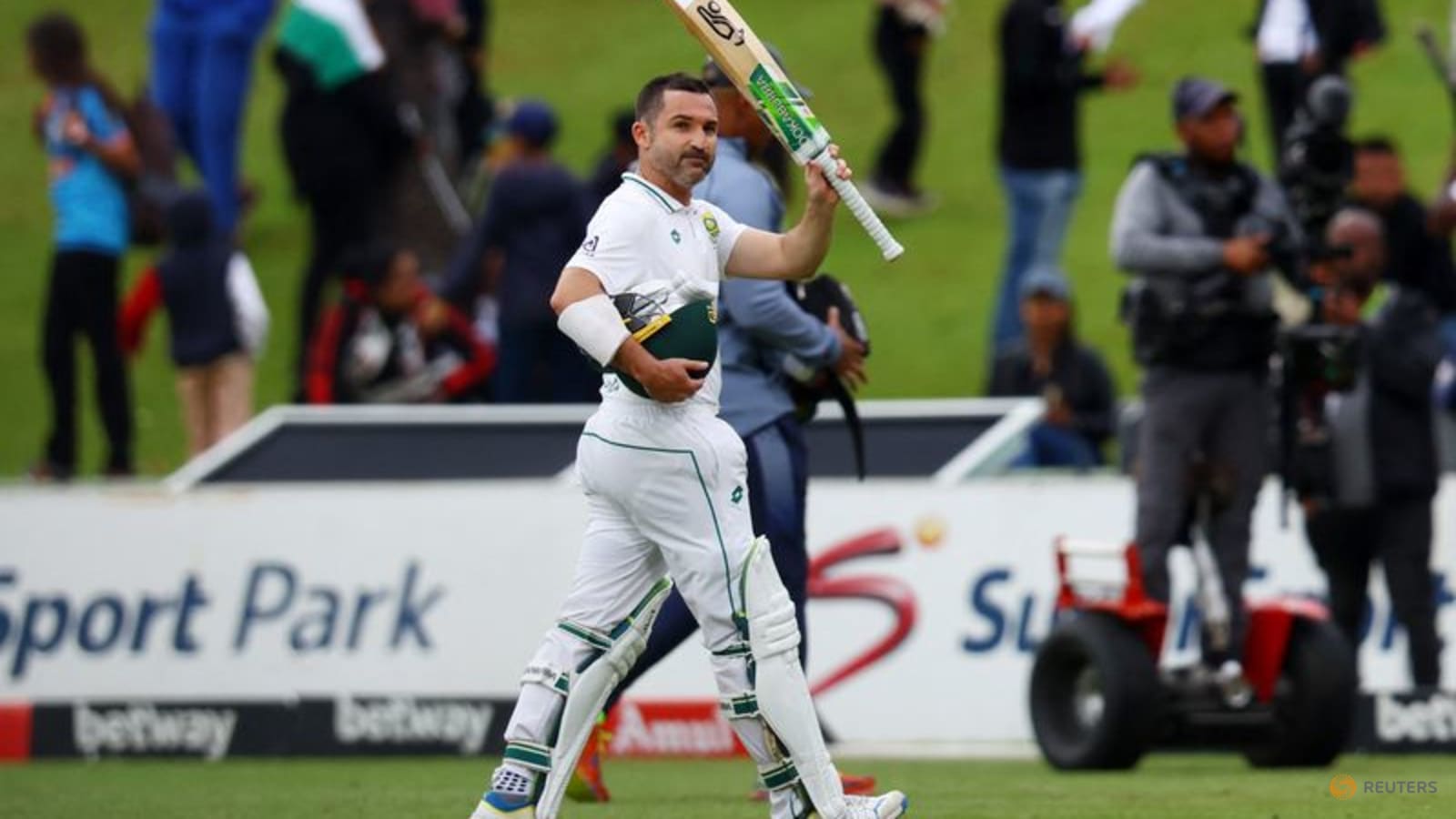 Impending retirement spurs South Africa’s Elgar to emotive test ton