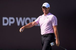 Sport | McIlroy back in Dubai Desert Classic hunt after magical 63