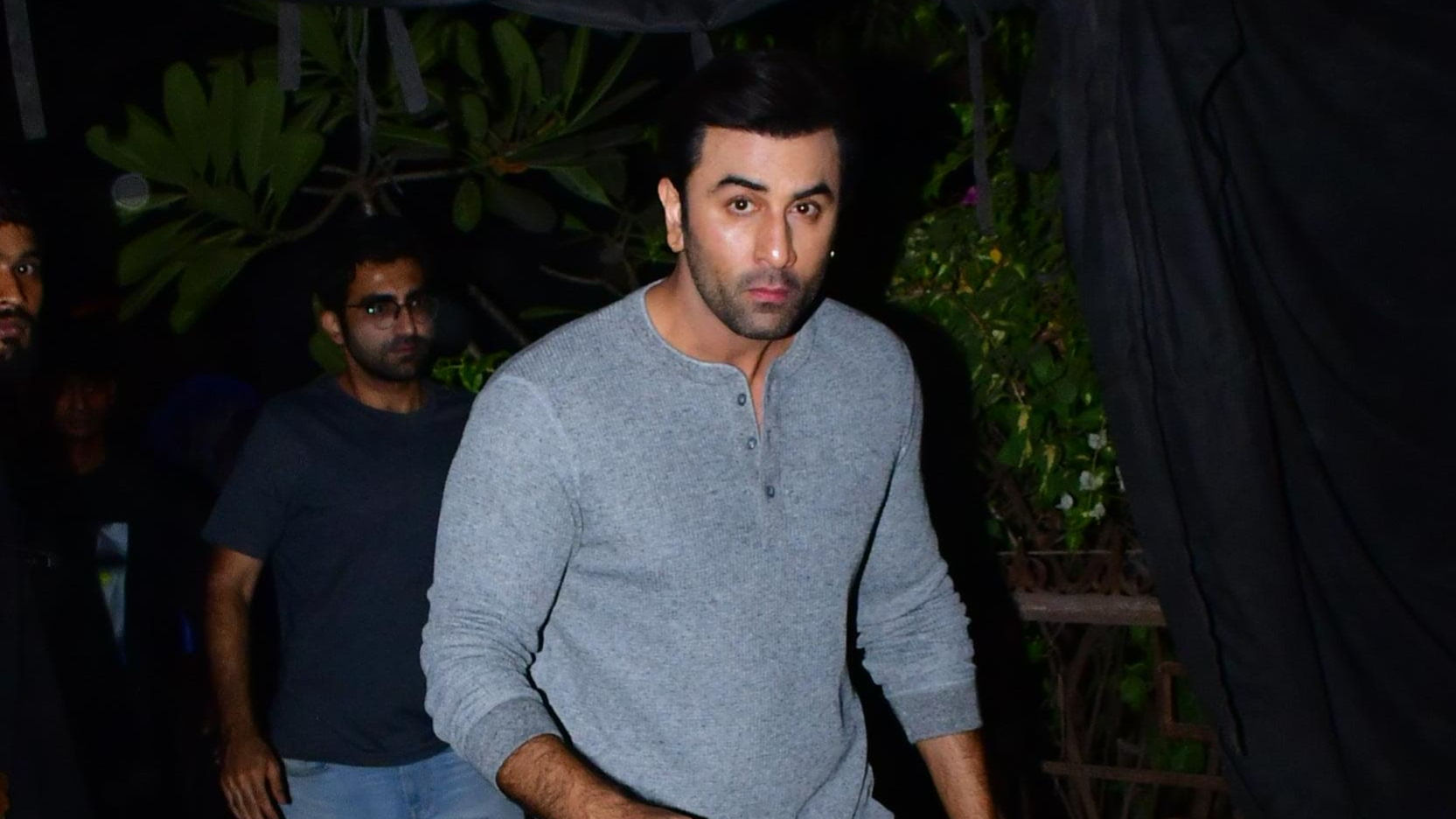 Ranbir Kapoor Sports Clean-Shaven Look As He Preps For Nitesh Tiwari’s Ramayana