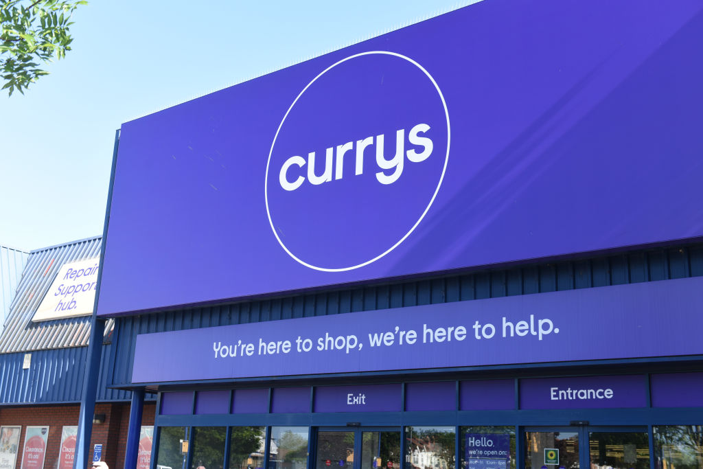 Currys’ largest shareholder warns Elliott offer ‘highlights London equity market drain to US’