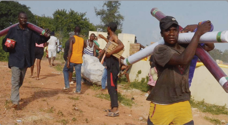 JUST IN: Security guards, 13 others arrested for breaking into FCT warehouse