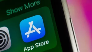 Apple to bring third party app stores to the iPhone