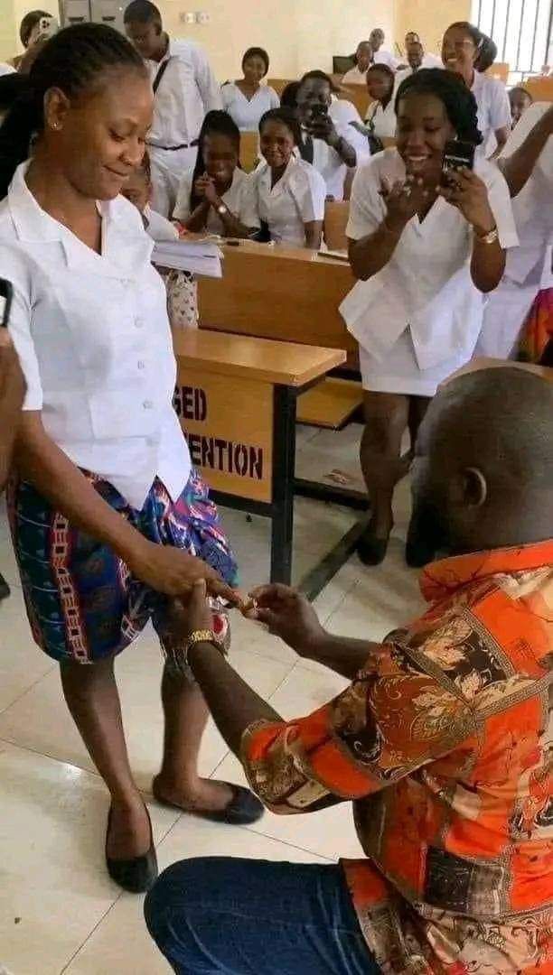 Lecturer Proposes To His Fiancee On Valentine’s Day