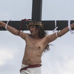 Filipino villager nailed to cross for 35th time on Good Friday to pray for world peace…