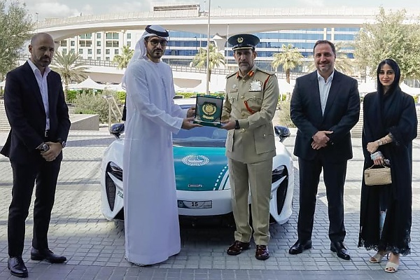 Dubai Police Adds McLaren Artura Weeks After Lamborghini Urus Joined Its Fleet Of Patrol Cars