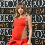 Suki Waterhouse Reveals Gender Of Newborn Baby With Robert Pattinson During Coachella Performance