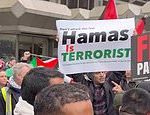 Met Police arrest man carrying ‘Hamas is terrorist’ placard at Gaza demo after protesters turn on him as they march through London