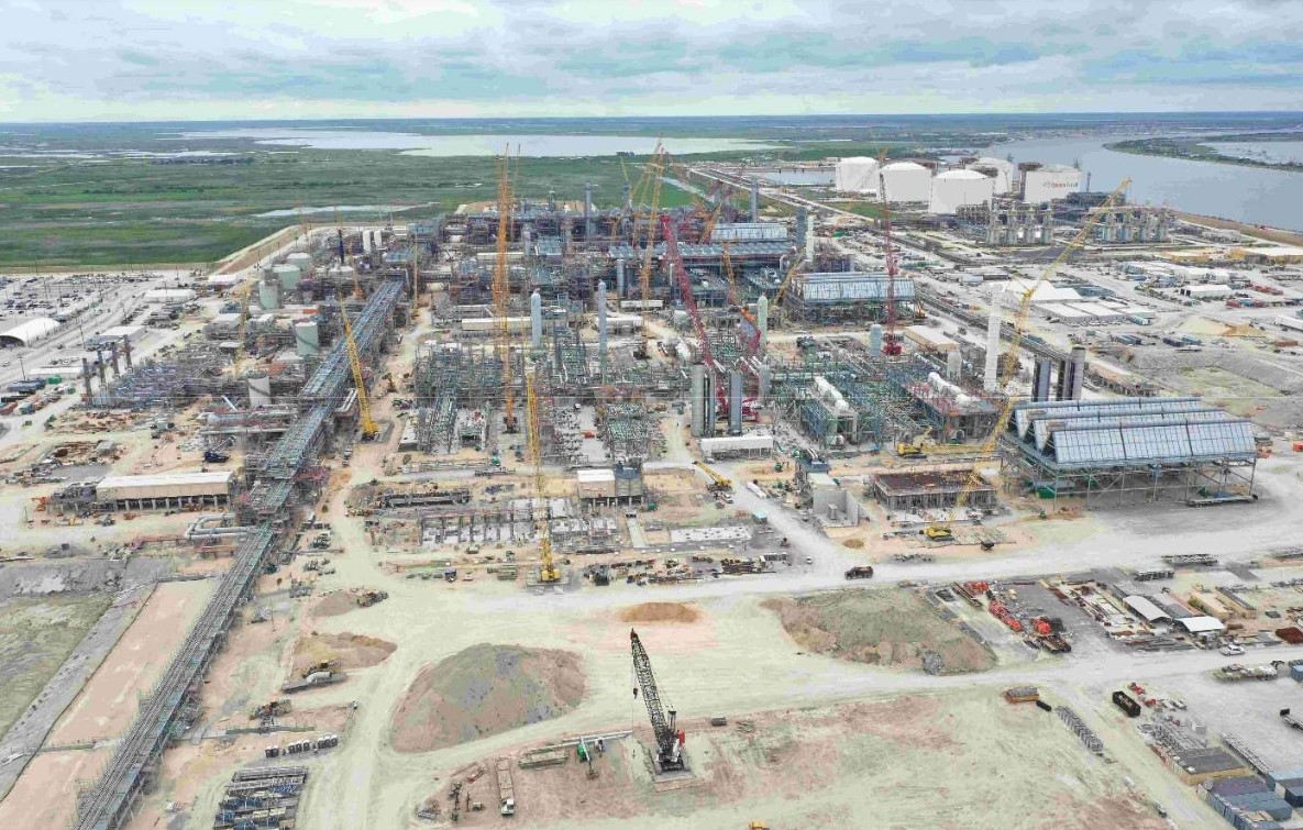 Zachry Details Big Texas LNG Project Woes in Suit Against Owners Qatar Energy, ExxonMobil