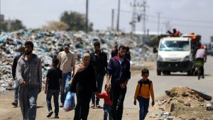 Hamas accepts Gaza ceasefire plan amid Rafah evacuations