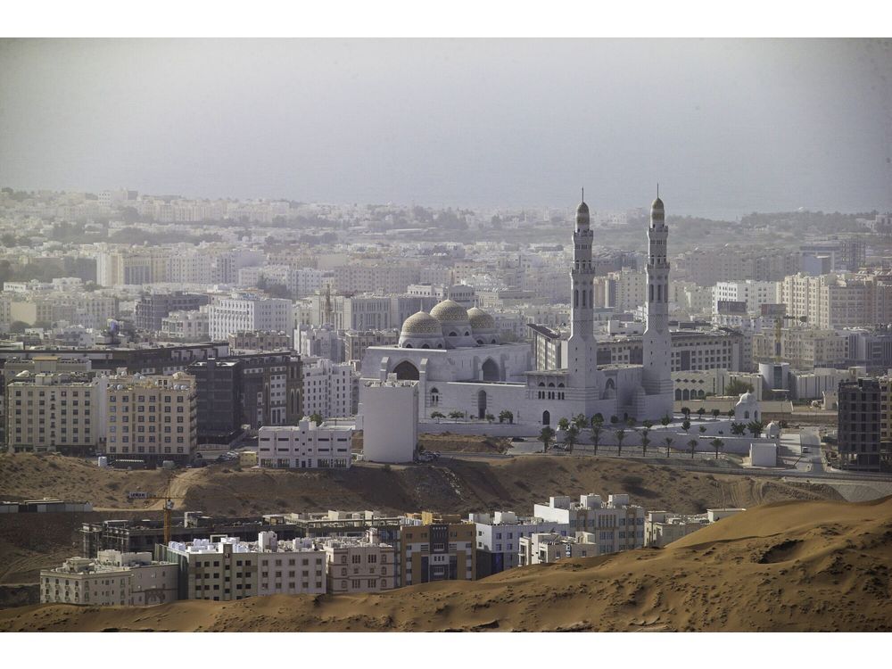 Oman OQ Methanol Unit Falls 10% in Debut After $489 Million IPO