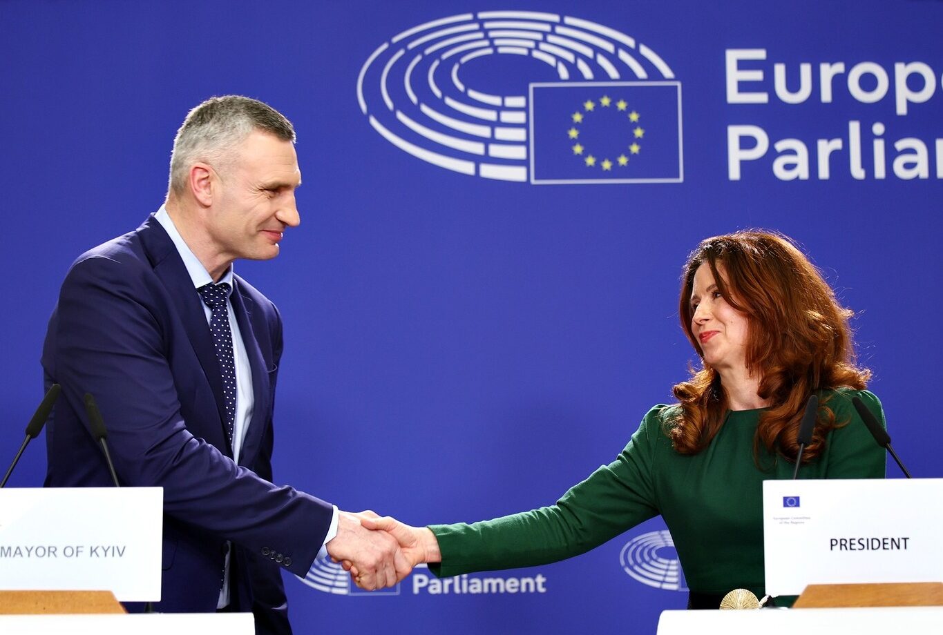 Hungarian head of the European Committee of Regions Kata Tüttő awarded Kyiv mayor