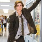 3 Underrated Netflix Movies to Watch This Weekend (July 4-6)