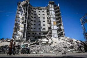 IDF rescues Palestinian collaborators from collapsed building in Gaza, dispatches helicopter for evacuation