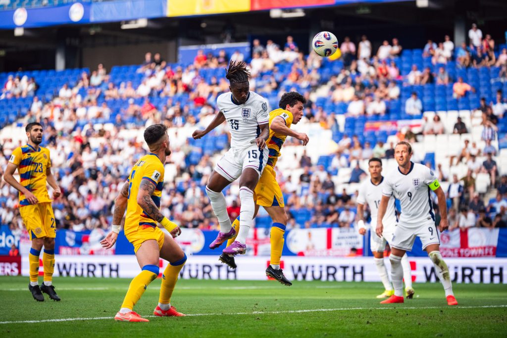 England star keen to join Arsenal