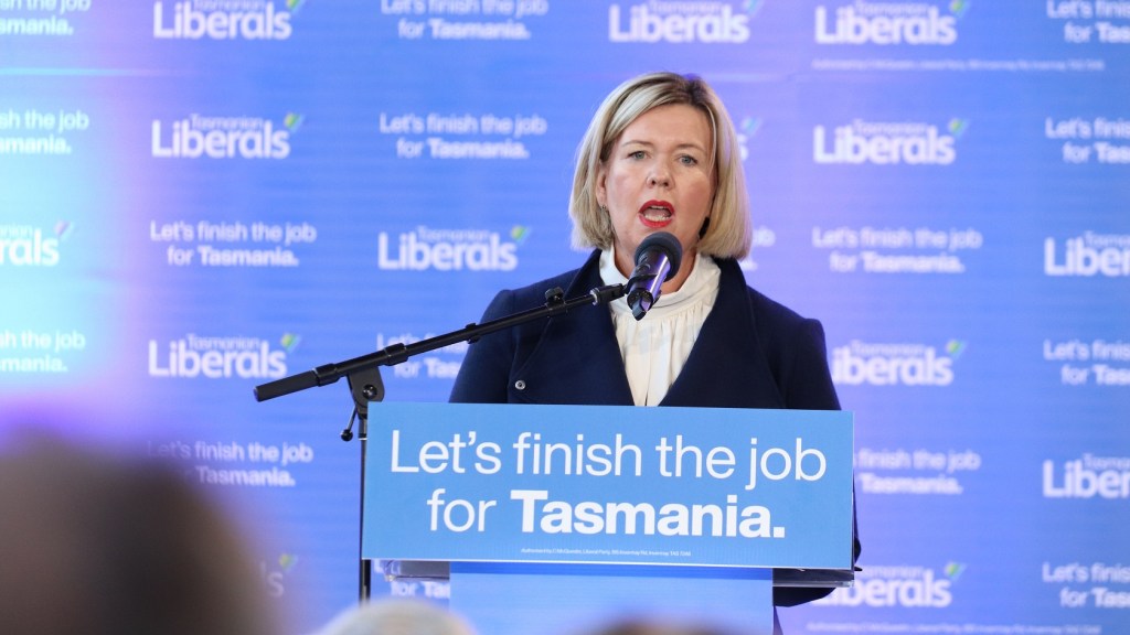Bridget Archer crossed the floor and her party. Why is she running for the Liberals again?