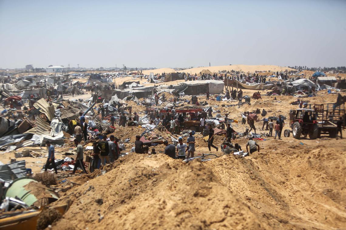 Gaza ceasefire talks held up by Israel withdrawal plans: Palestinian sources