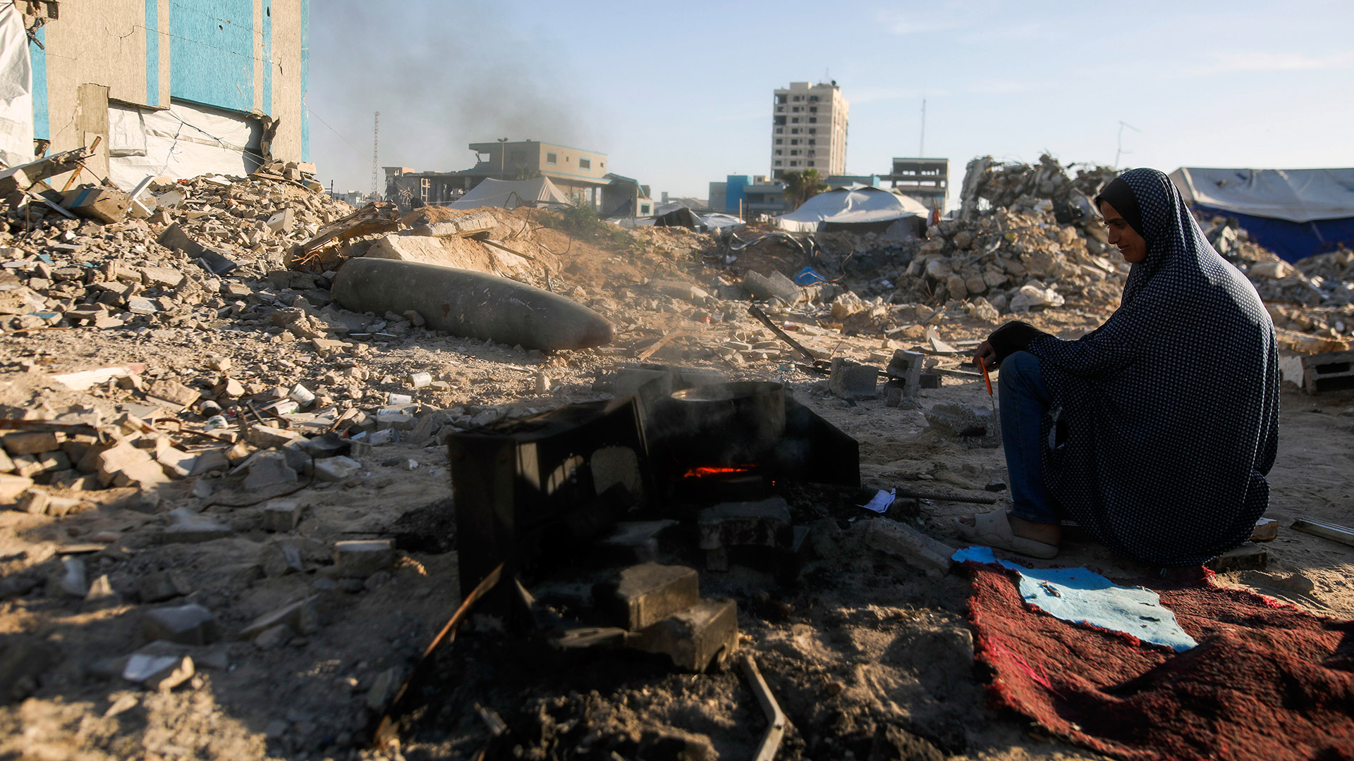 Hamas, US envoy reach preliminary Gaza ceasefire deal as civilian deaths rise