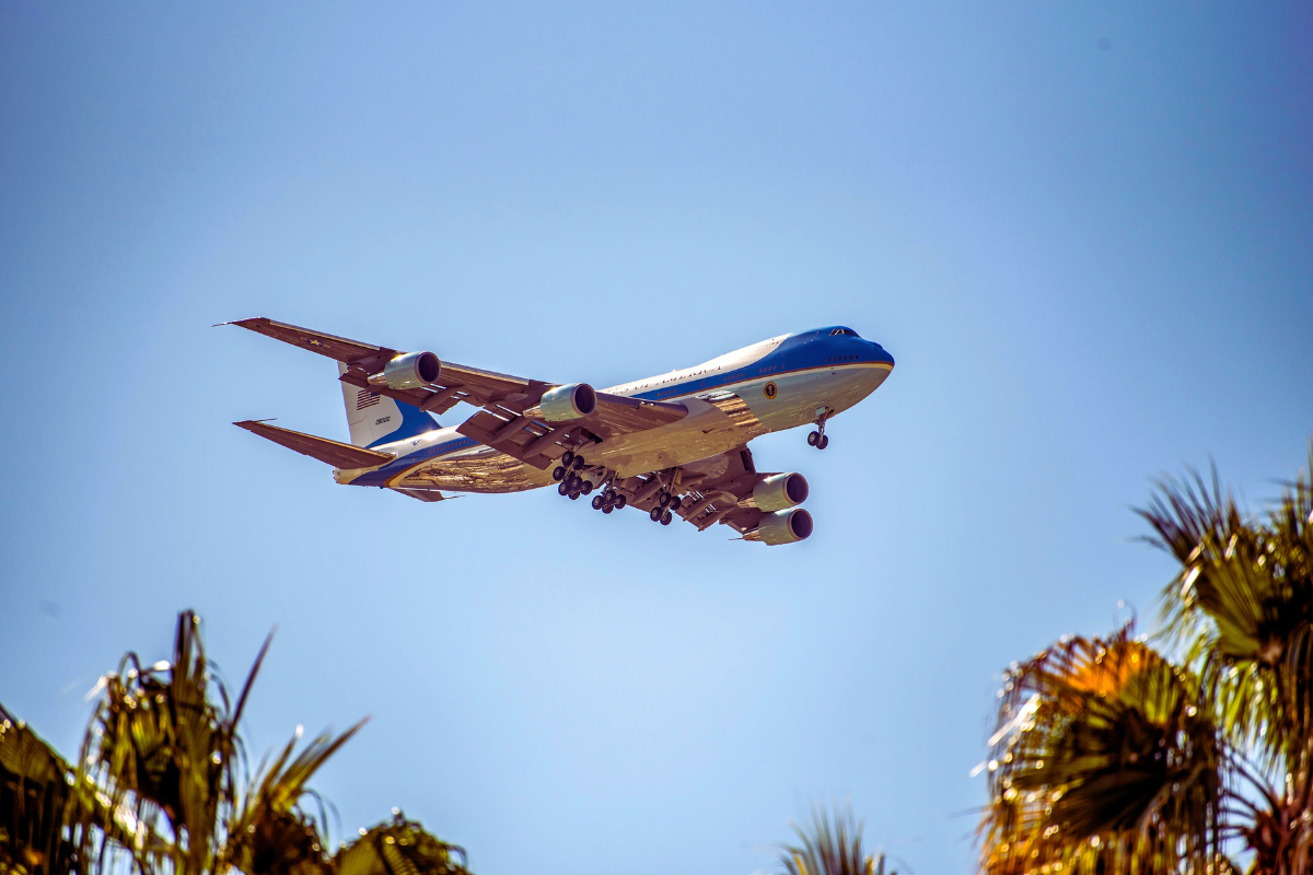 Inside Donald Trump’s ‘New Air Force One’: Lavish Qatari Gift Transforms Jet Into a Flying Mansion