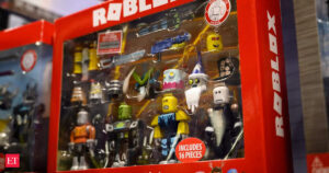 Teens become millionaires overnight thanks to this Roblox game while parents think they’re just playing games