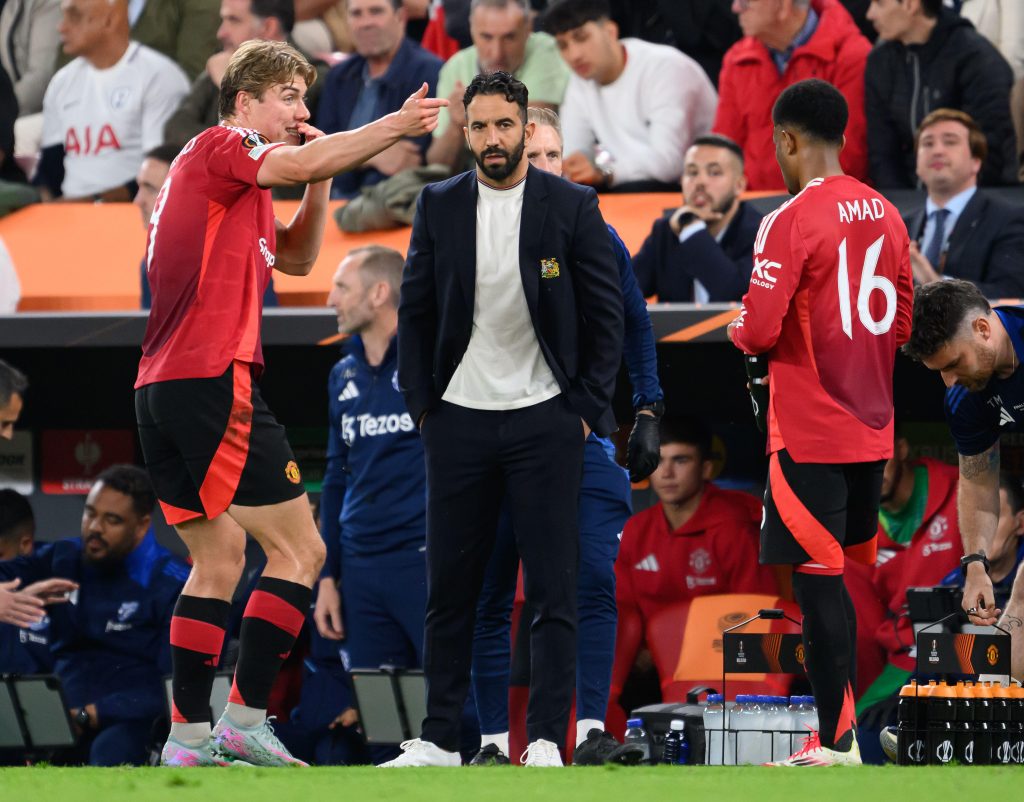 Man United flop keen to stay at Old Trafford