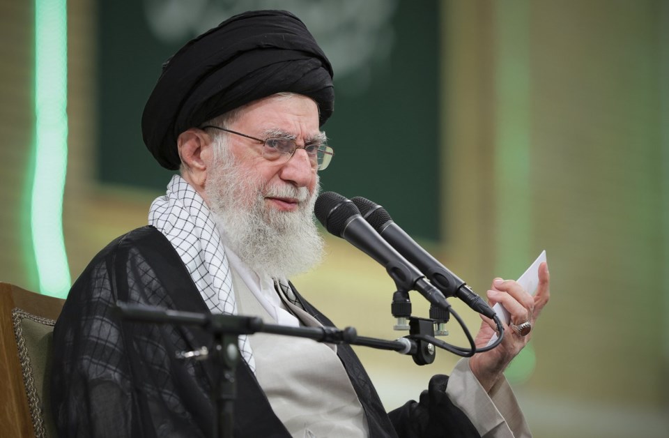 Iran’s supreme leader criticizes US proposal in nuclear talks, but does not reject idea of a deal