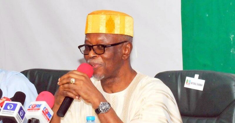 Oyegun Gets ADC Membership Card