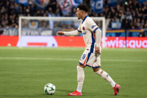 Juventus schedules new talks to discuss move for Premier League star