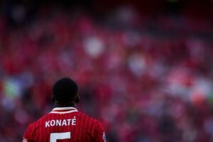 Liverpool accelerate transfer plans after defender rejects new deal