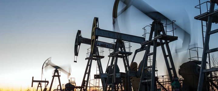 Trade Tensions Cloud Oil Outlook Despite Global Supply Headwinds