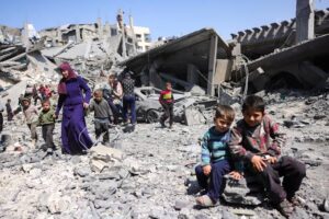 Gaza under Israeli siege as death toll mounts, famine looms