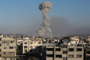 Gaza rescuers say Israeli forces kill 14, including children