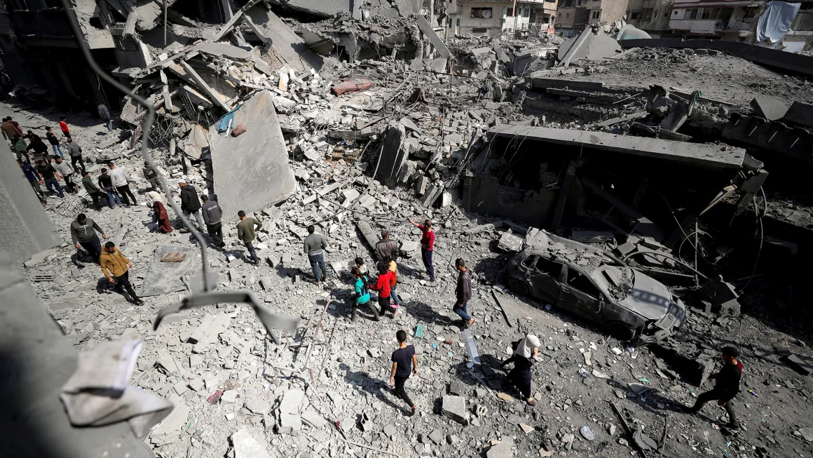 Egyptian, French FMs stress importance of restoring Gaza ceasefire, ensuring humanitarian aid access