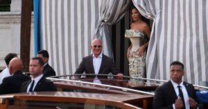 Celebrities converge on Venice for Bezos-Sanchez wedding gala, Entertainment News