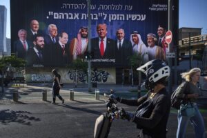 Trump seizes momentum from ceasefire deal to expand peace in Middle East
