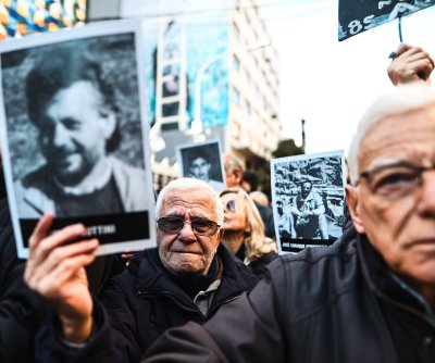 Argentina orders trial in absentia for suspects in AMIA bombing in ’94