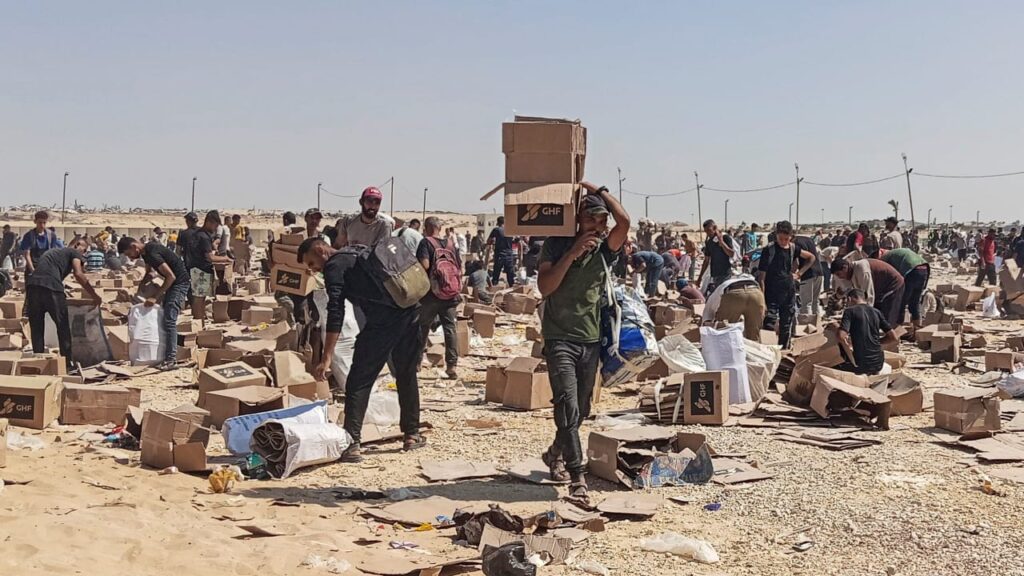 Gov’t instructs IDF to present plan preventing Hamas’s aid looting