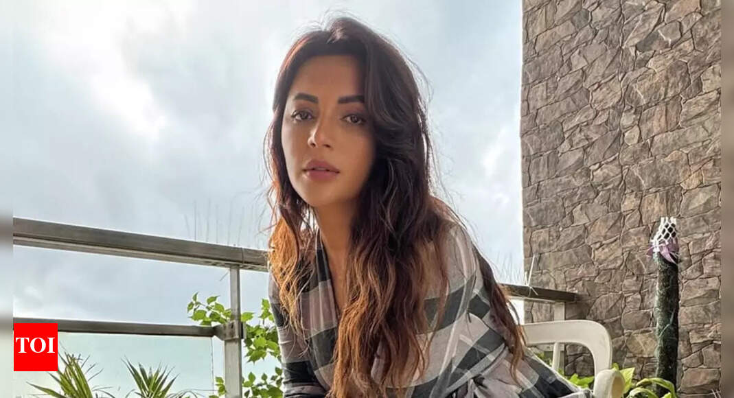 Shama Sikander recalls getting hospitalised after taking too many sleeping pills; says ‘I didn’t want to live’