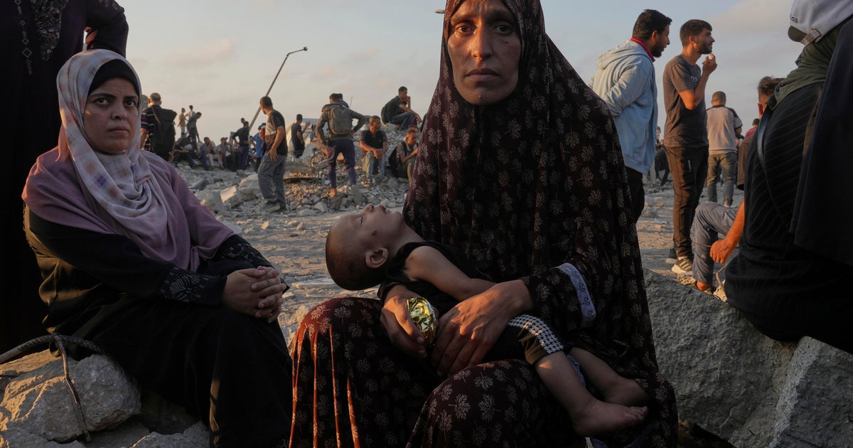 Israeli strikes in Gaza kill at least 33; famine announcement raises pressure